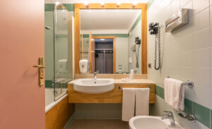 Alp-Holiday-Dimaro-Marilleva-Winterevent-fam-4-5